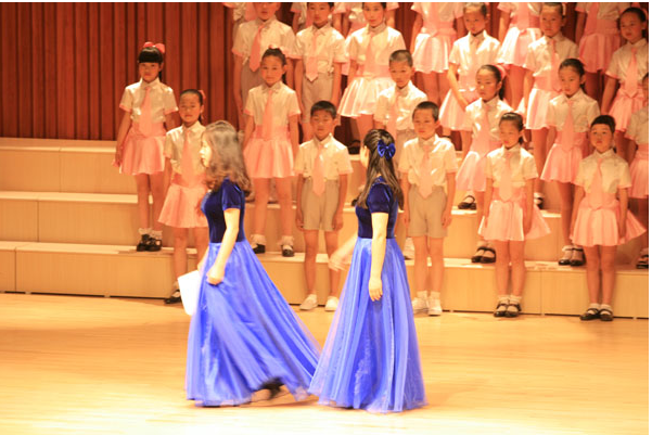 <a href='http://www.g3554.com/product--1.html' target='_blank'>西安育嬰師</a>